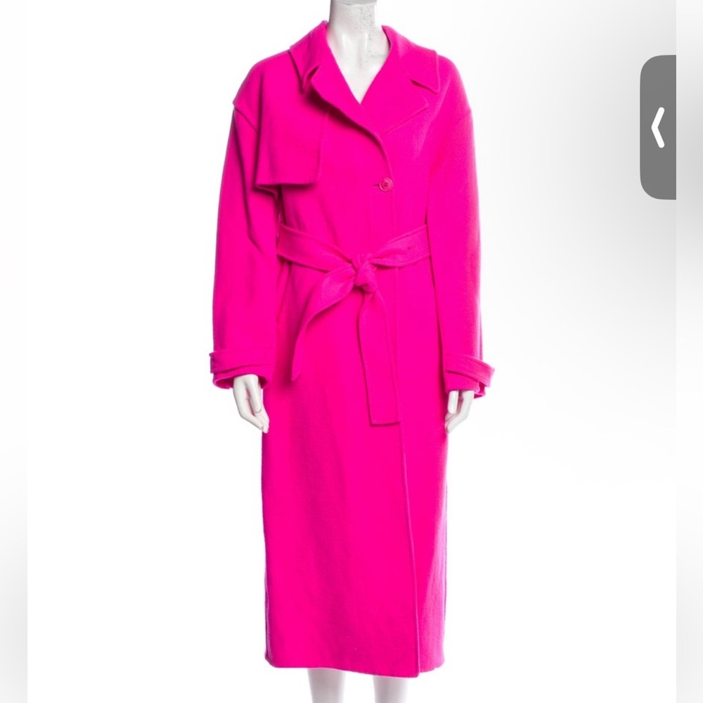 Jacquemus Fuchsia Trench Coat
